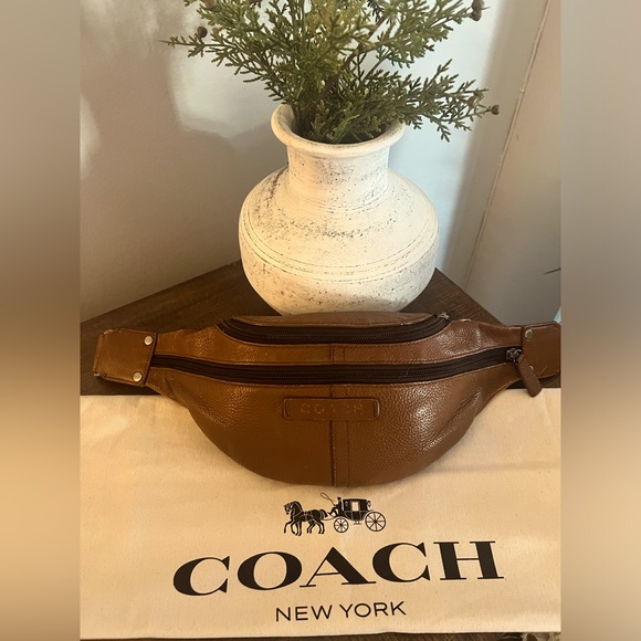 Coach Bumbag - Picture 1 of 14